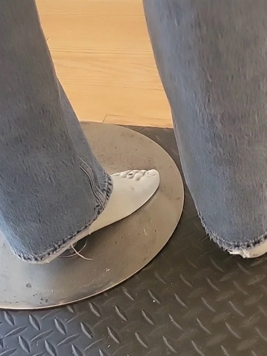 Agolde Criss Cross button fly jean - Picture 6 of 12